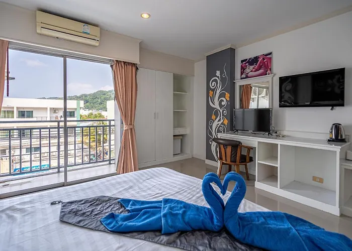 Santi White House Patong
